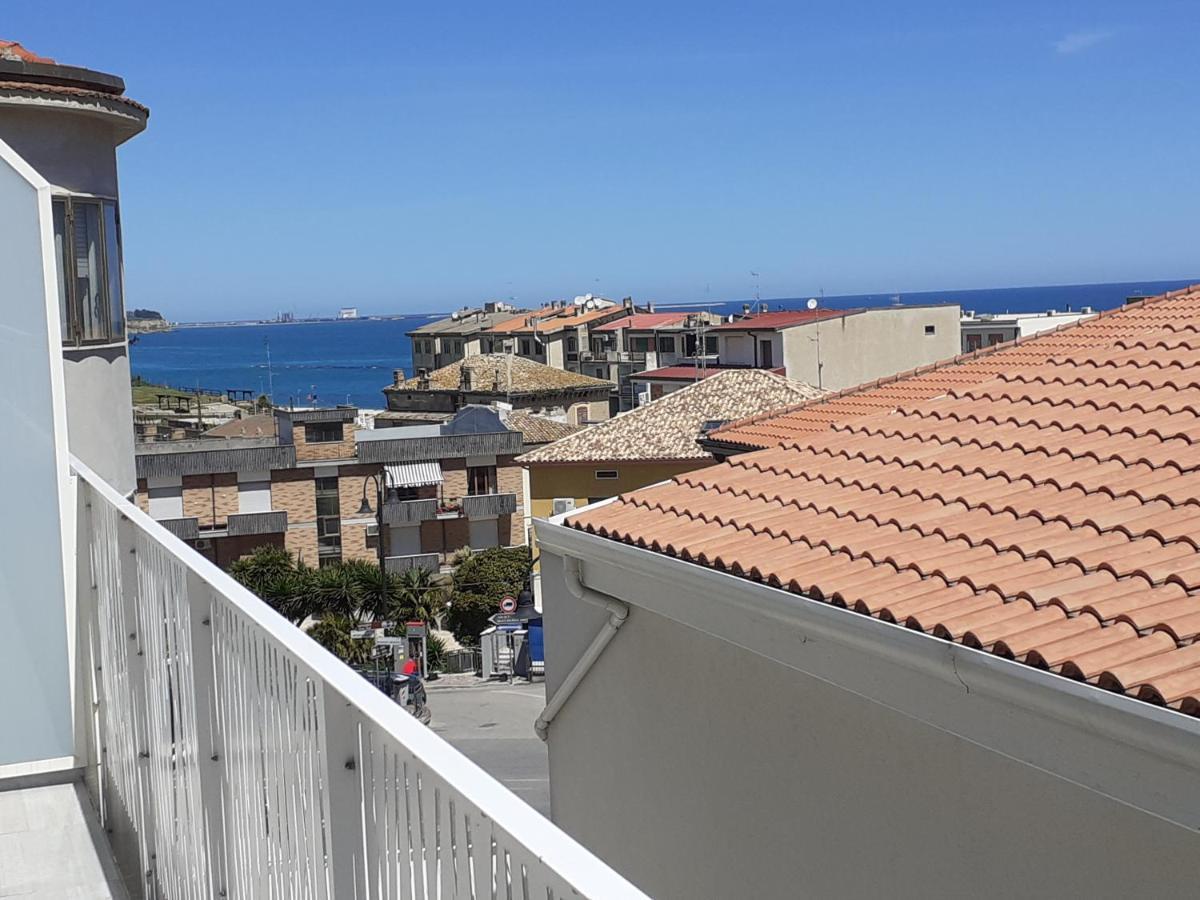 Lo Scorcio Sul Mare Apartment Marina di San Vito Exterior foto